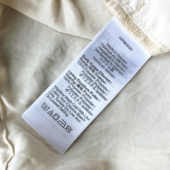 Madewell Pintucked Slim Pull-On Pants in Satin - Picture 4 of 6